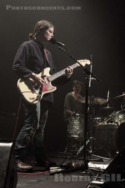 SCOUT NIBLETT - 2011-05-09 - PARIS - Cafe de la Danse - Emma Louise Niblett